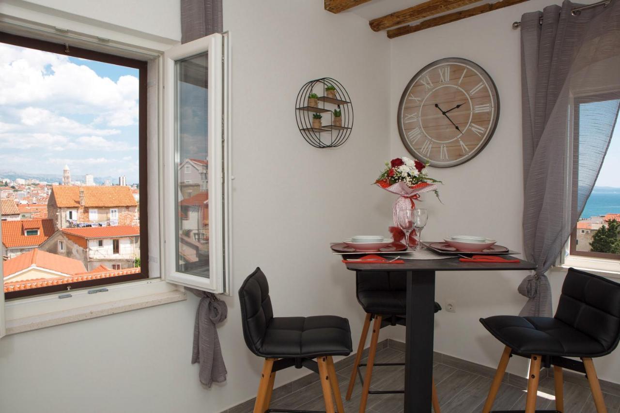 Apartments Angela With Old Town View Split Buitenkant foto